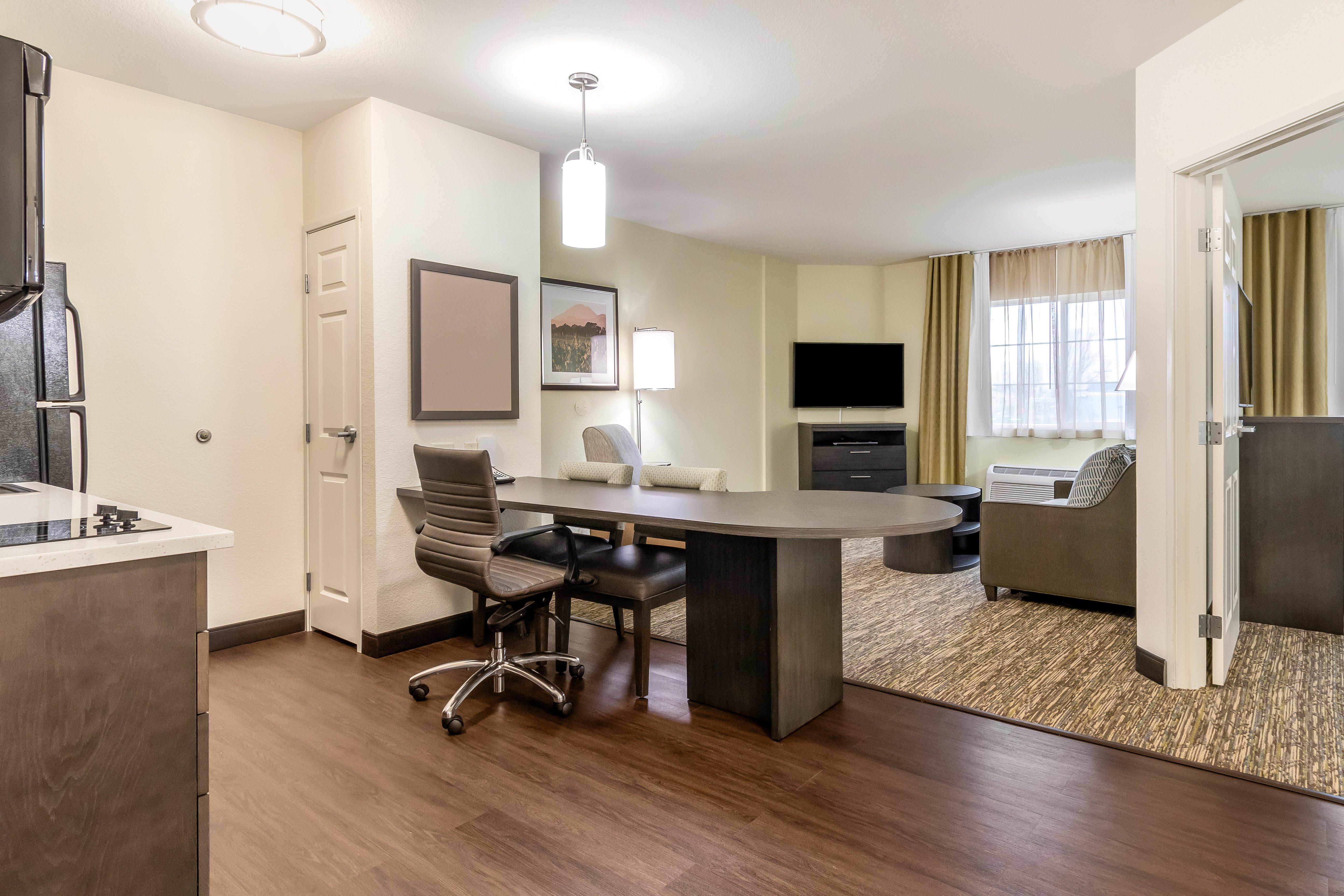 Candlewood Suites Portland Airport By Ihg Екстер'єр фото