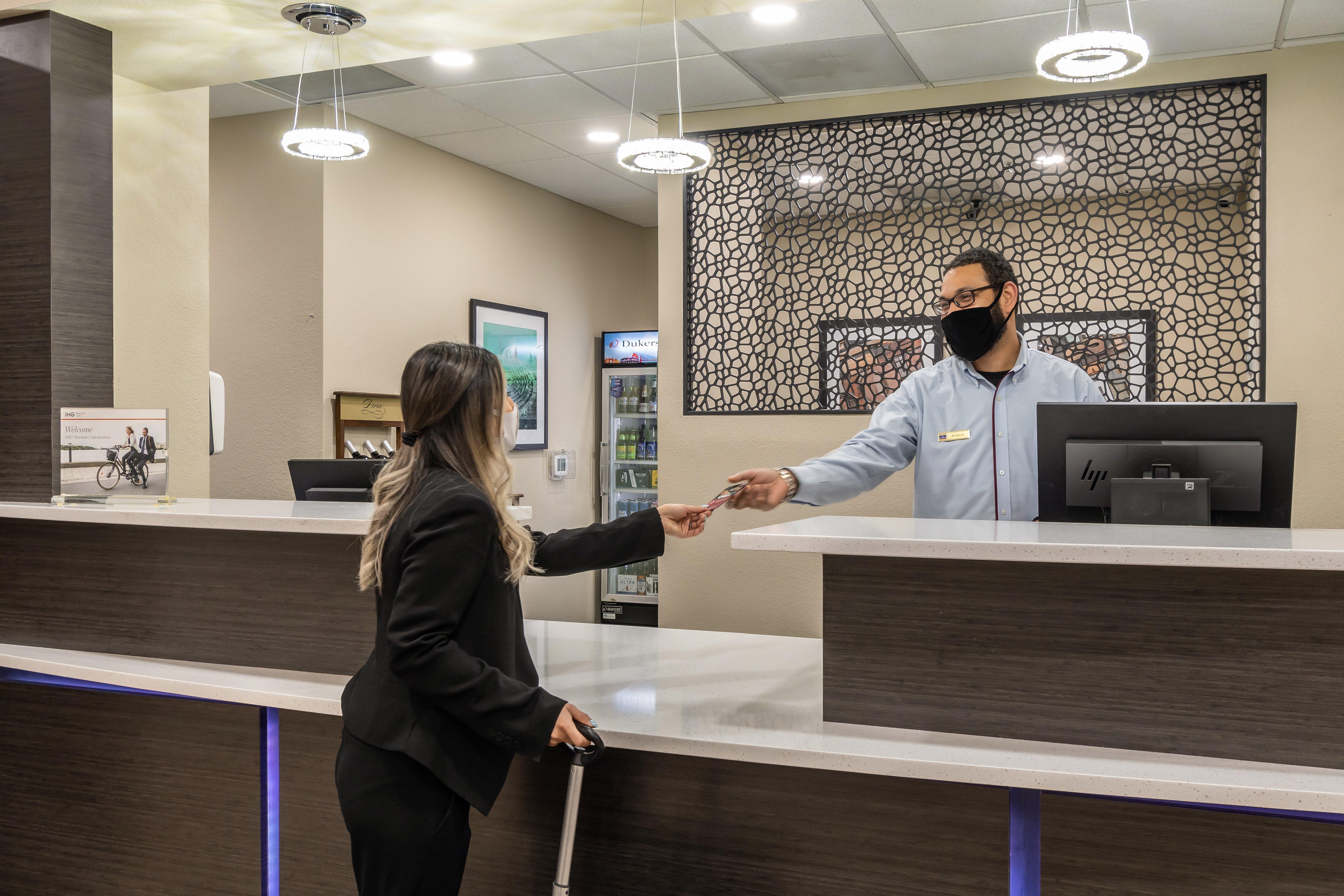 Candlewood Suites Portland Airport By Ihg Екстер'єр фото